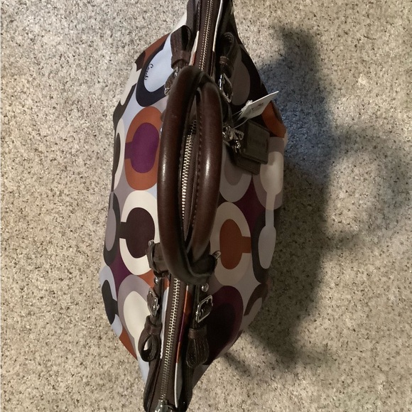 Coach Op Art Lindsey Lg bag & Scarf NWT #18599 Both Never Used! Perfect! - Picture 9 of 15